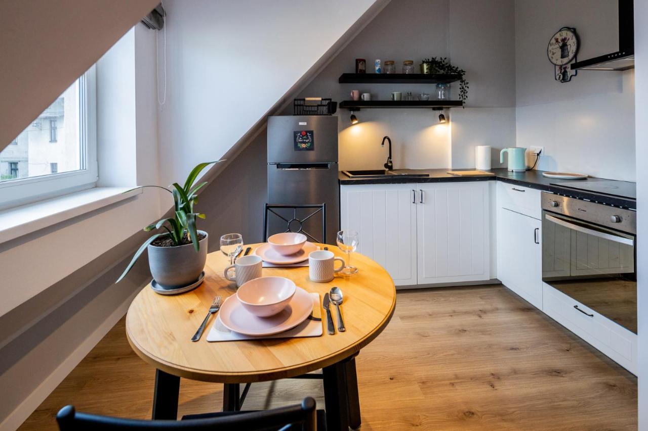 Apartament Zakatek Z Miejscem Parkingowym Bielsko-Biala Bagian luar foto